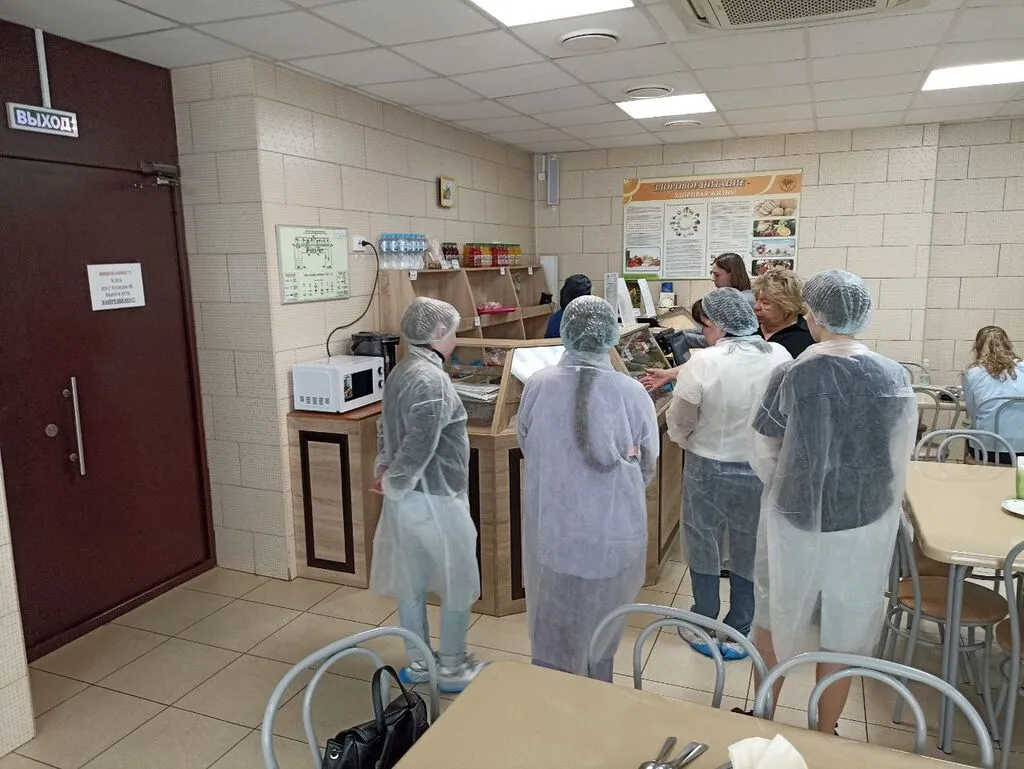 знакомство со столовой
